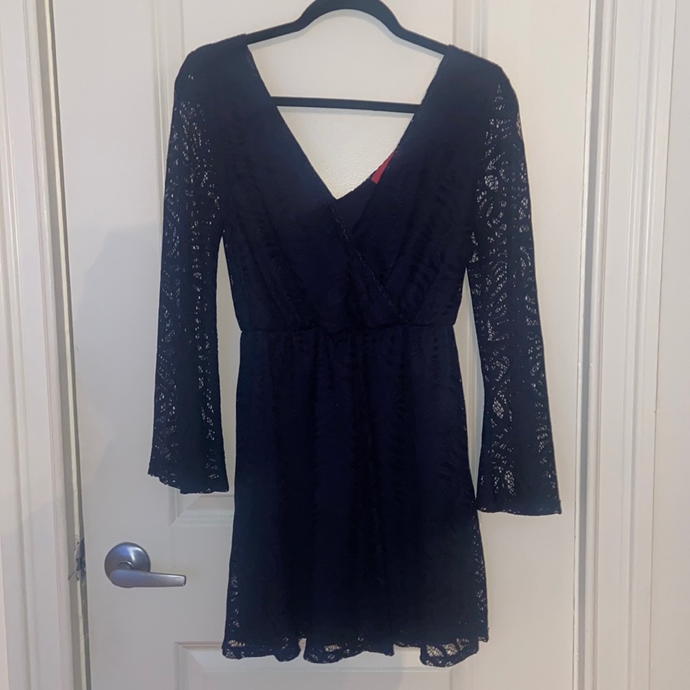 Lace dress with bell sleeves